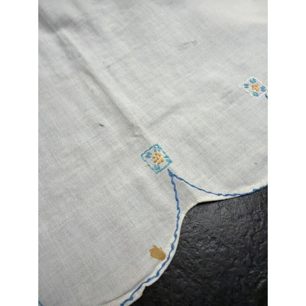 Vintage White Linen Table Runner Hand Embroidered Blue Yellow Floral Wreath